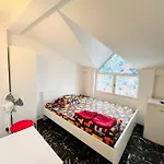 Relax House