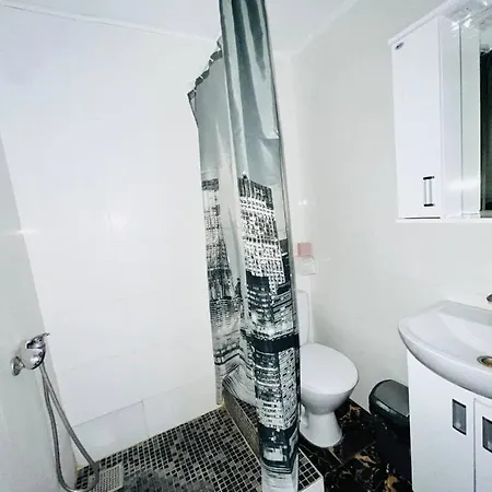 Relax House Апартаменти