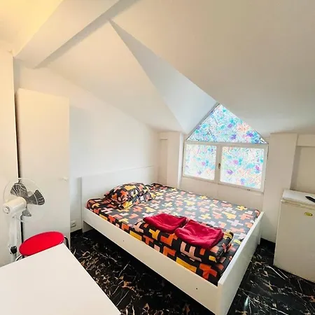 Relax House