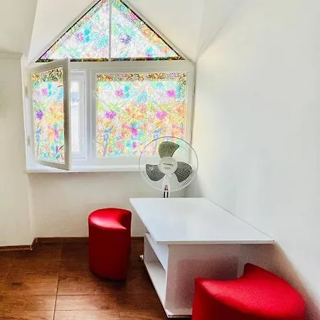 Relax House