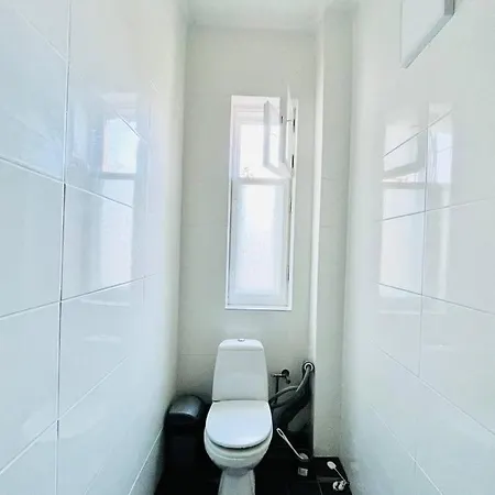 Lägenhet Relax House Lviv